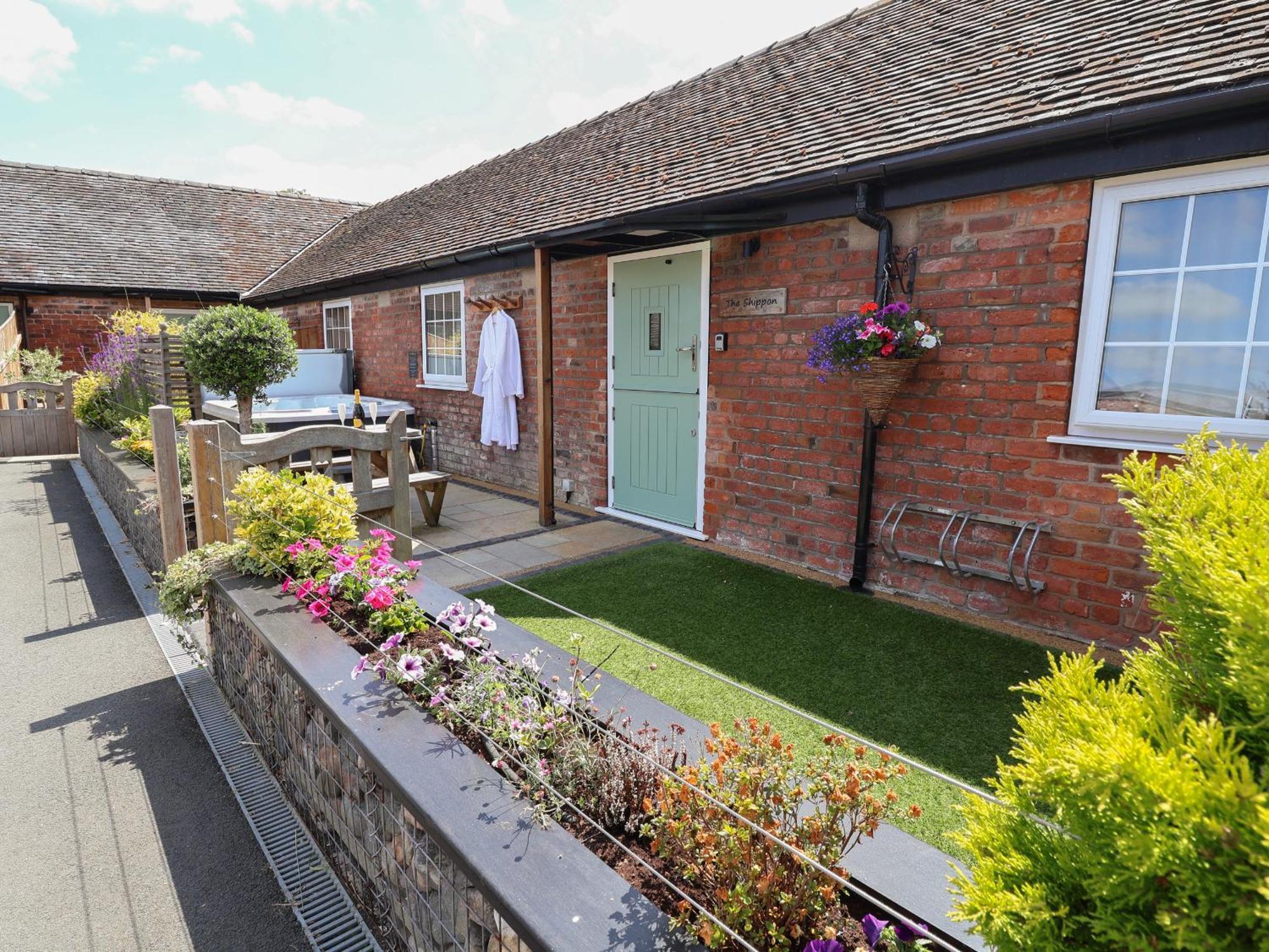 The Shippon Villa Chester Exterior photo